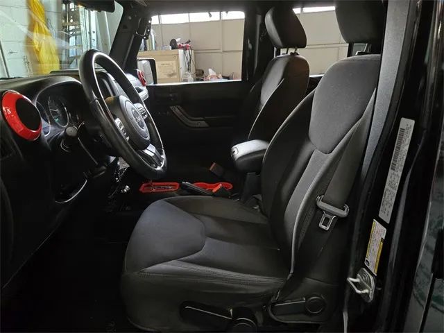 202511-1f525adc59ec4ac9a03768b7aa50a3db