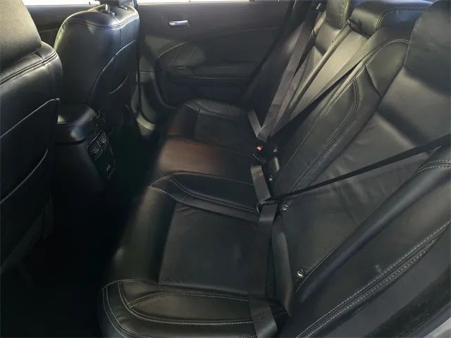 202511-735cad7a4edd420fa9c10ee467c5e832