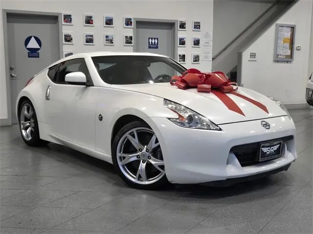 Used 2012 Nissan 370Z Pearl White for sale in Hayward