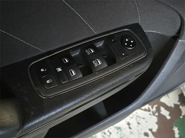 202511-c884af57af914953a6611d6439ee0cd7