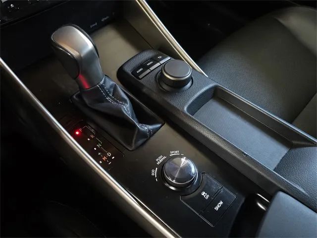 202511-efa3089da35a4a8980a8c2a230b00187