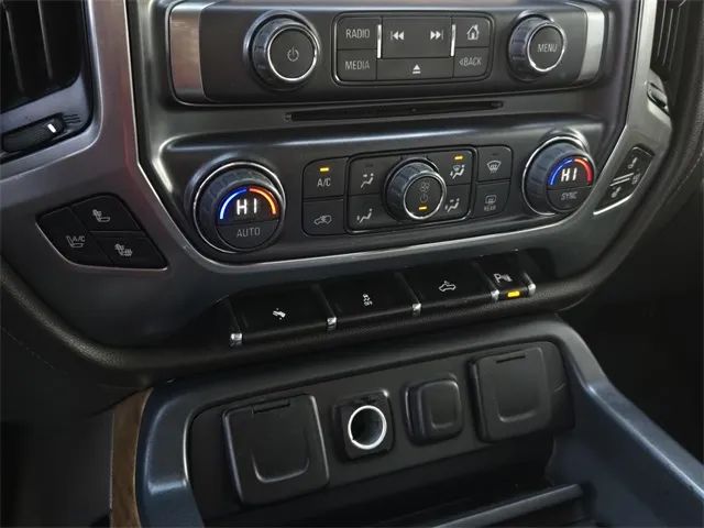 202512-4701a1c2a5964bd38f79223476f37097